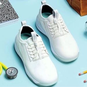 Clove Brilliant White Nurse Shoes Women’s Size 10.5 Nursing Sneakers